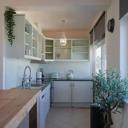 Stunning Carvoeiro Apartment